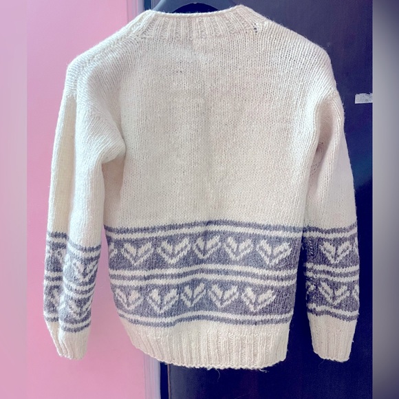 Very Warm button down pure wool hand made sweater in off white colour, Size M - Picture 3 of 4